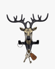 Deer head metal key holder with hooks holding keys, wall mounted decorative key rack for home entrance